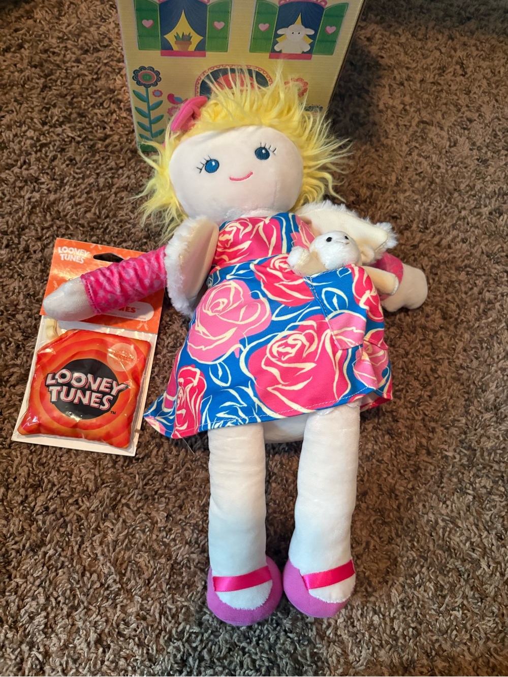 Scentsy Buddy Sierra & Lamb Plush Doll Friend brand new in the box! +scent pouch